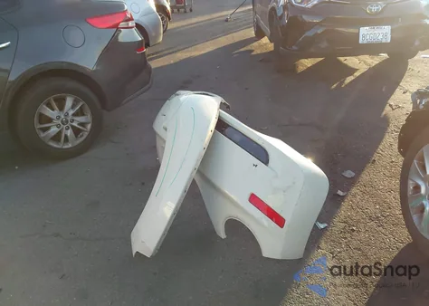 2010 Volkswagen New Beetle 2.5L from USA, damaged, VIN 3VWRG3ALXAM005134